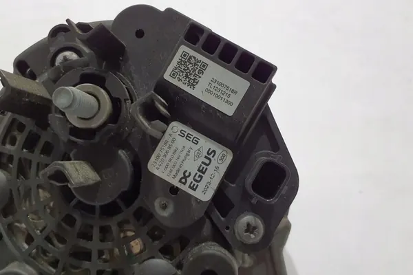 Vaihtovirtageneraattori DACIA 1.3L hybrid 2023 OEM 231007518R image 3