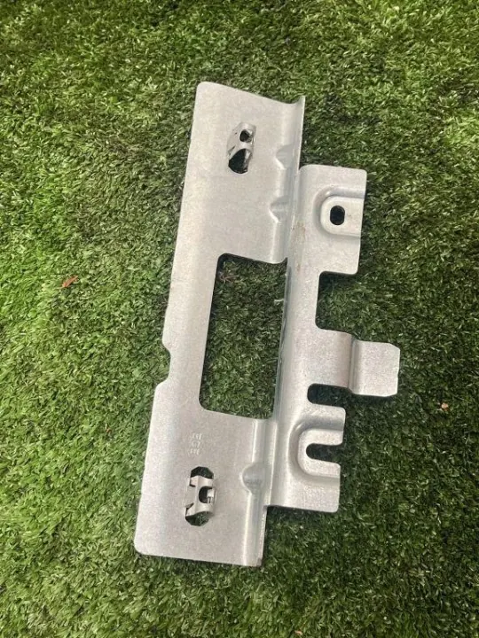 Terminal de escape OEM A2138153200 para Mercedes-Benz E image 2