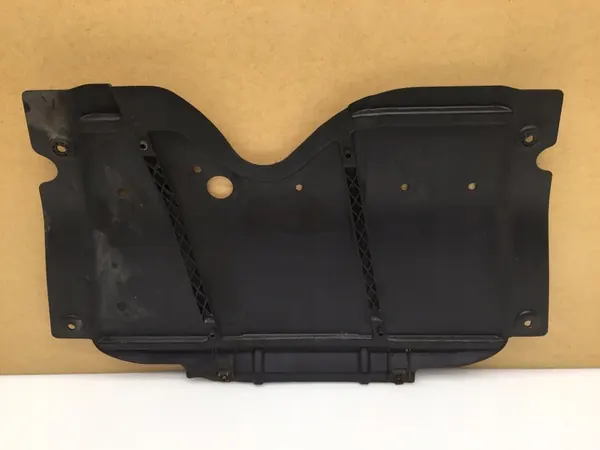 Dacia Dokker 2012- Underskydd Motor image 2