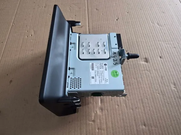 MG ZS 17-19 fabrieksradio met display OEM 11307917 image 9