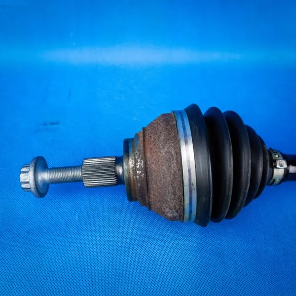 Front Left Driveshaft Audi Q3 83A 3Q0407271AH image 3