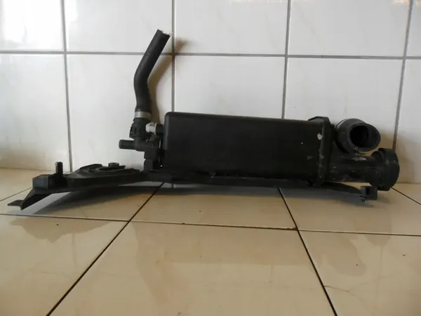 BMW 3 E46 2003 1.8 B Ausgleichsbehälter Montageplatte OEM 1436250 image 7