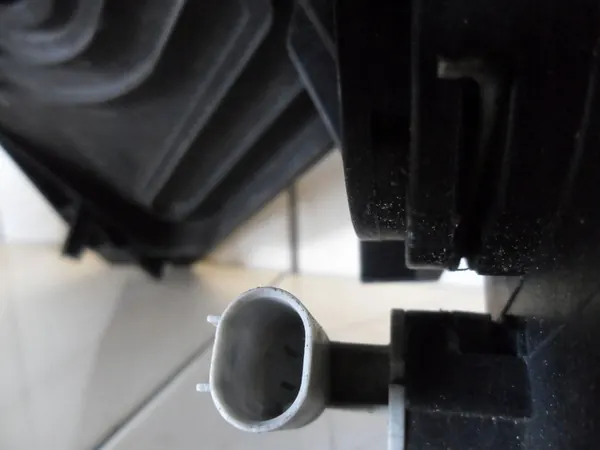 BMW 3 E46 2003 1.8 B Ausgleichsbehälter Montageplatte OEM 1436250 image 8