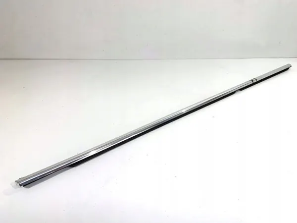Tira raspante trasera derecha OEM 7258331 BMW F31 image 2