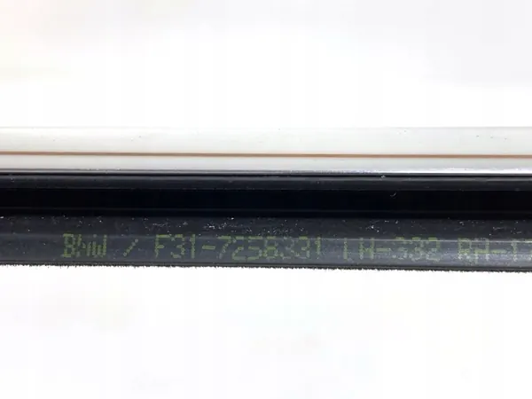 Tira raspante trasera derecha OEM 7258331 BMW F31 image 4