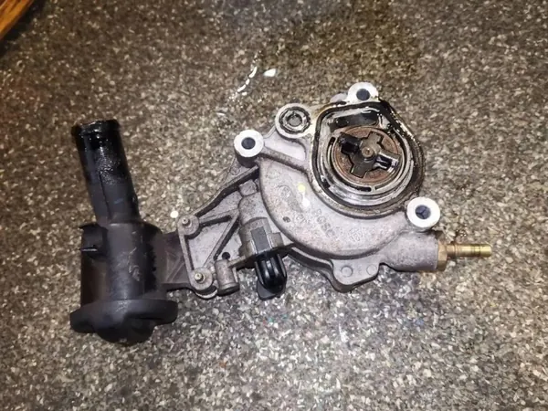 Vacuümpomp OEM 9683218880 voor Peugeot 4008 2.2L image 2