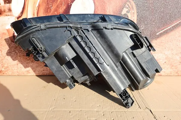 VW TIGUAN ALLSPACE FAROL LED ESQUERDO 5NN941005 image 7