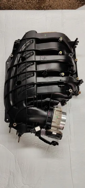 JEEP GRAND CHEROKEE WL 3.6 V6 Coletor de admissão OEM image 5