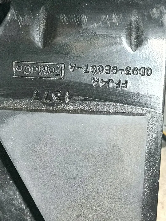 Brandstoftank OEM GD939B007 Lincoln Continental image 9