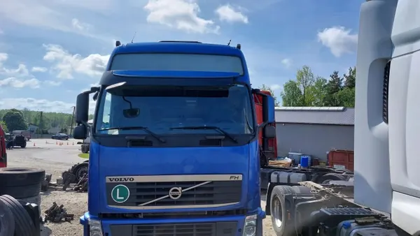 Volvo FH13 Kabinenheber OEM 85103677 Manuell Gebraucht image 2