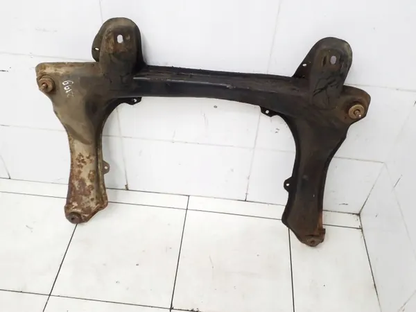 Käytetyt etujouset OEM ARA256367 VW Passatille image 2