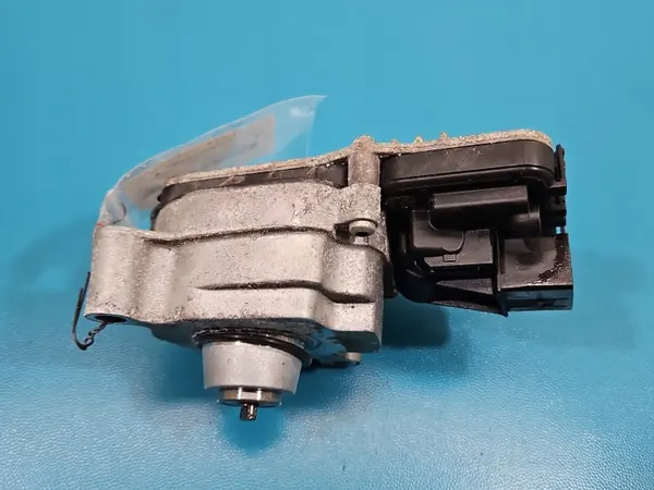 Régulateur de réducteur BMW OEM 8643153 pour 2.0D image 3