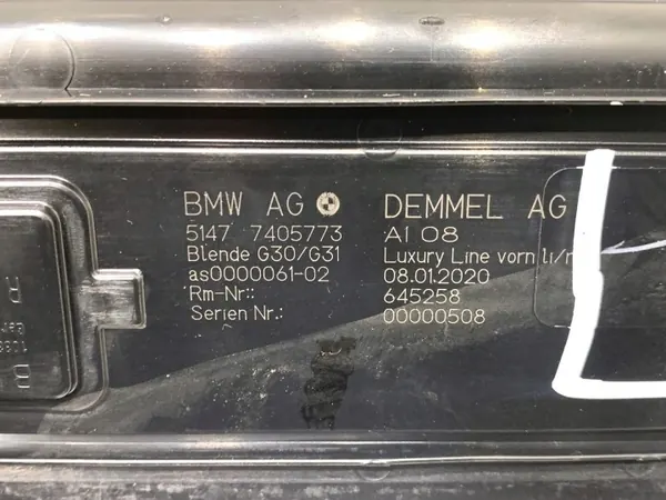 Protector de umbral delantero OEM 7405773 para BMW G31 image 4