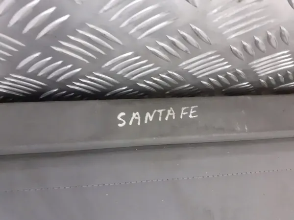 Hyundai Santa Fe Tavaratilan verho OEM-osuus image 3