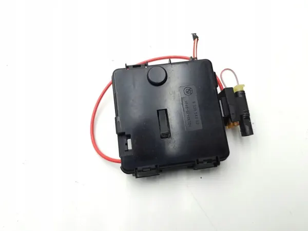 Fusible relais batterie BMW OEM 9338545 pour X5 F15 image 3