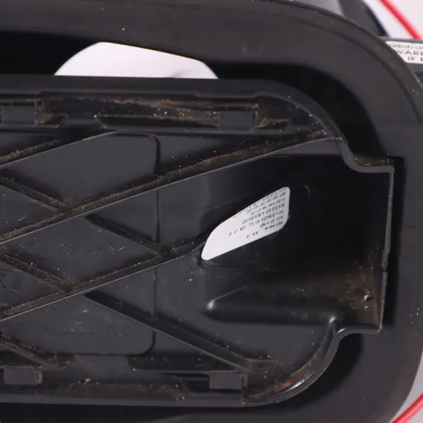 Trappe à carburant Audi OE 80A809906 - État utilisé image 3