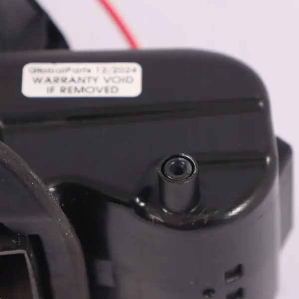 Trappe à carburant Audi OE 80A809906 - État utilisé image 4