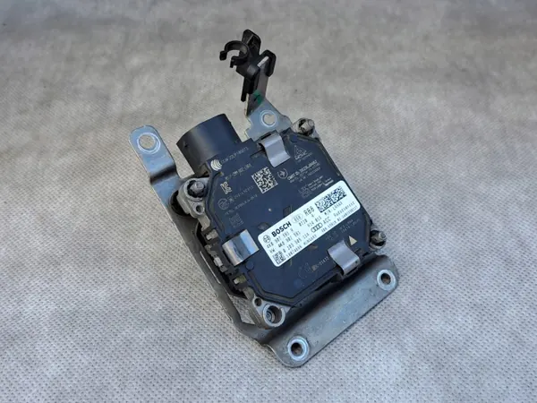 Radar Distronic ACC Anturi Audi A6/A7 OEM 4K0907561R image 7