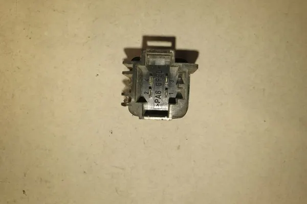 Schalter SEAT TOLEDO II 1.9L Diesel 2001 image 3