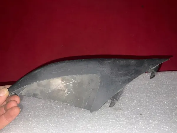 OEM 95B807878 Alapuskuri oikea Porsche Macanille image 4