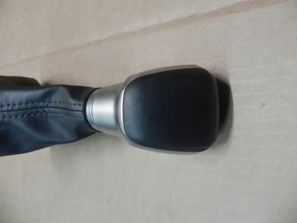 Rótula de Elevación Hyundai Ioniq IV Usada - OEM image 3