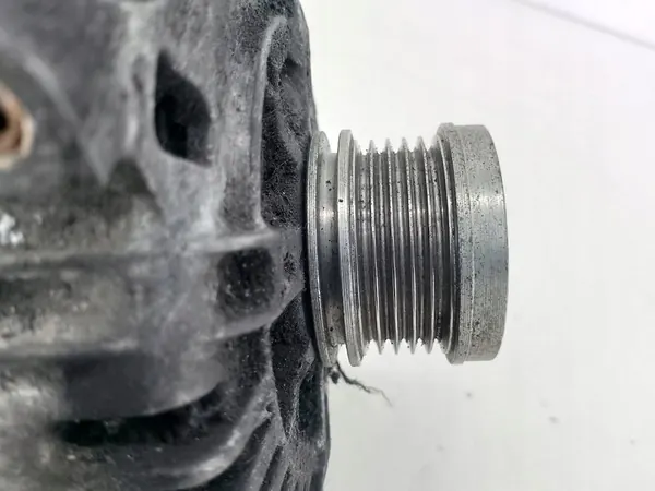 Vaihtovirtageneraattori Mercedes-Benz A W169 2.0 image 2