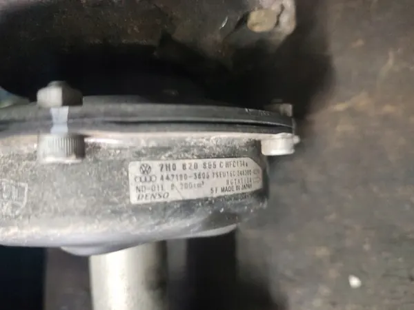 Ilmastointikompressori Touareg 5.0 TDI V10 7H0820805C image 2