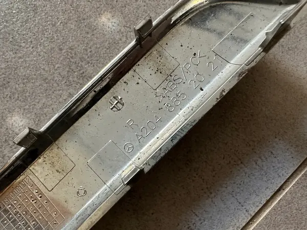 Parachoques delantero cromado derecho Mercedes GLK X204 A2048852021 image 3