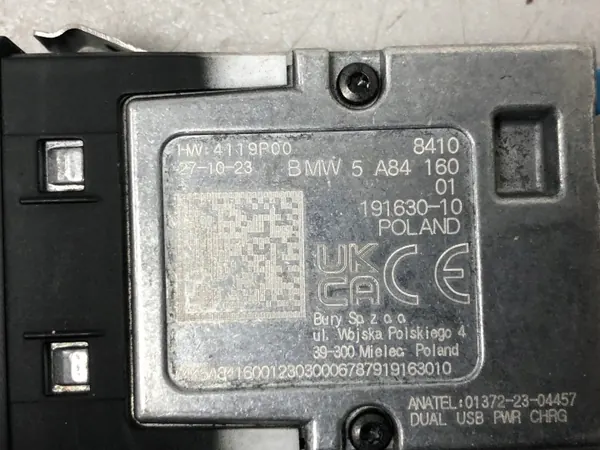 Enchufe doble USB OEM 84105A84160 para BMW i4 G26 2021- image 7