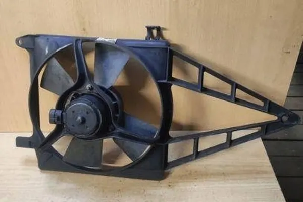 Etupuskuri OPEL ASTRA F 90265780 image 3