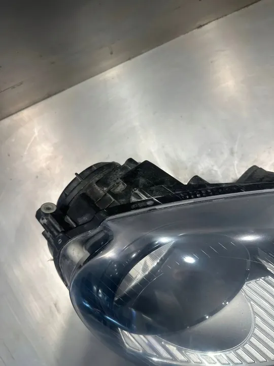 VW Golf V 03-09 Oikea Etuheijastinlamppu C509 image 5