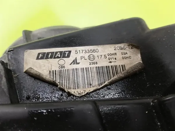Phare droit Fiat Croma II 2005-2007 OEM 51733560 image 8