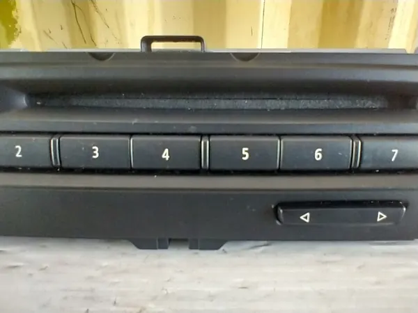 BMW E87 E90 E91 E92 E93 Radio Navigation Leser CIC MID 9239323 image 3