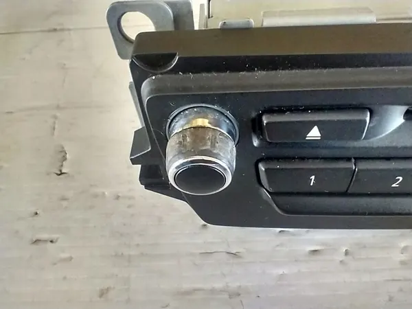 BMW E87 E90 E91 E92 E93 Radio Navigation Leser CIC MID 9239323 image 5