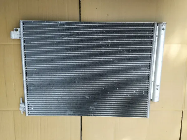 OEM 921006454R Klimakondensator für Renault image 2