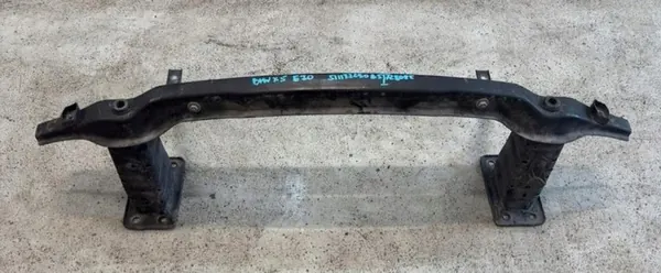 Etupuskuri vahvistin BMW X5 E70 51117165458 image 2