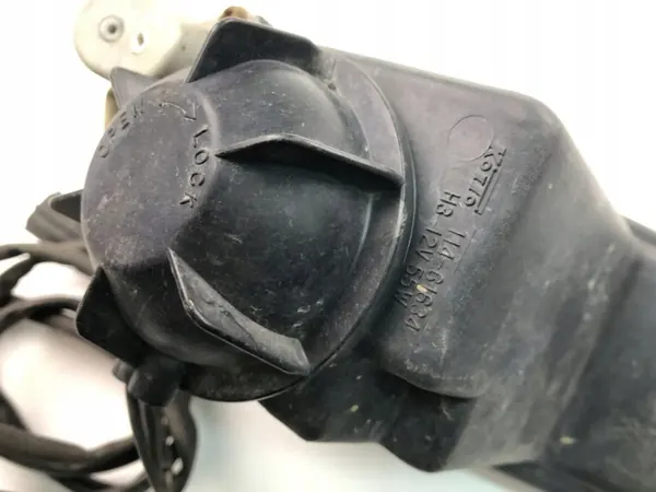 Mazda Xedos 6 Höger Fram Halogenstrålkastare OEM 17915257 image 3