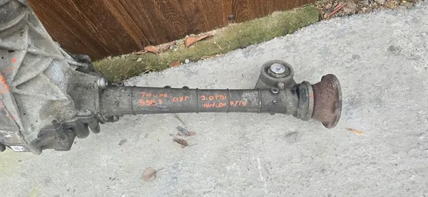 Etudifferentielli VW Touareg 3.0 TDI käytetty 4460310021 image 2