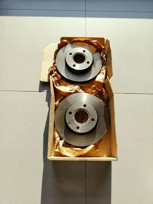 Discos de freno delanteros OEM 1112542 para Ford Fiesta image 2