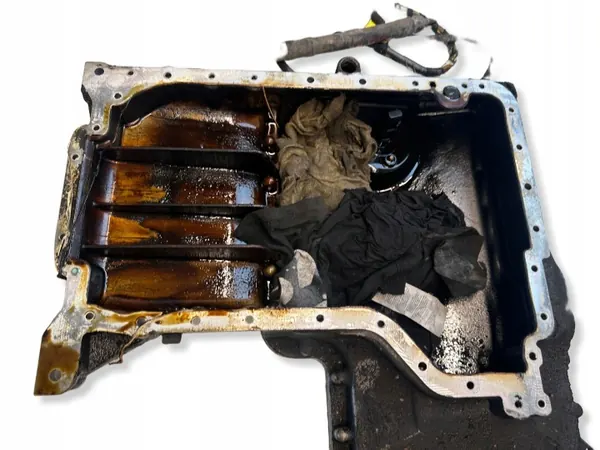 Cárter de aceite usado OEM 077103603P para Audi A8 D2 4.2 AQF image 2