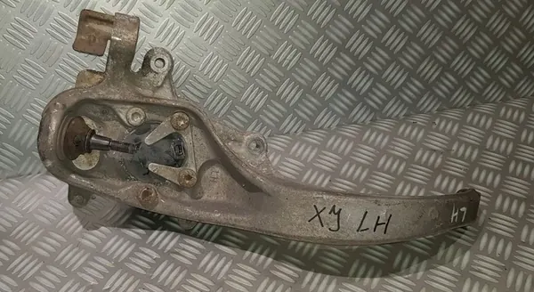 JAGUAR XJ X351 RWD Främre Vänster Styrknuckle AW93-3K186-CA image 6