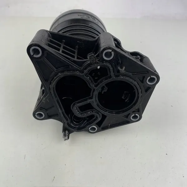 Oljefilterbas Porsche Panamera Macan Cayenne Audi Q7 Q8 image 2