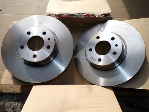 OEM 08.7354.10 Etujarrurattaat Alfa Romeolle image 2