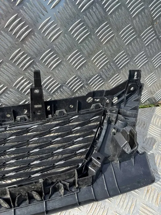 SEAT OE Grille 5F0853654F 9B9 image 8