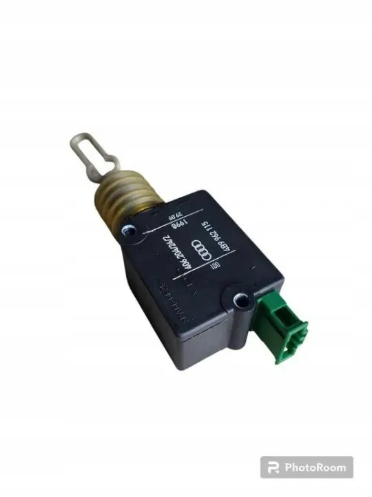Bouchon de remplissage avec serrure OEM 4B9962115 Audi A6 image 4