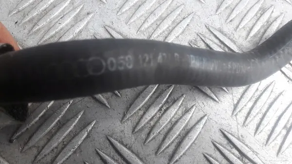 Jäähdytysjohdin Audi VW A6 C5 058121471B image 5