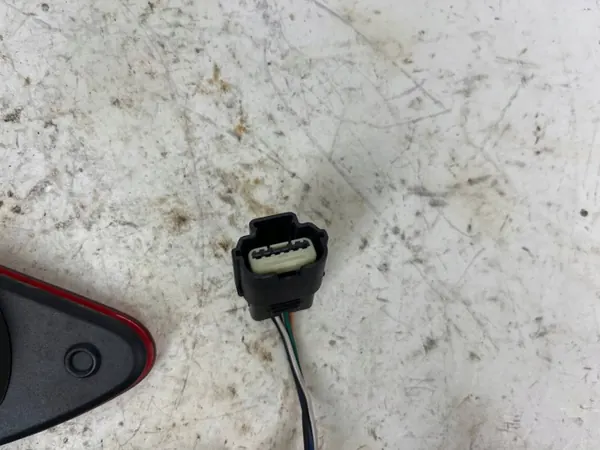 Tesla Model S 2016 Bakreflektor OEM 104276696H image 9