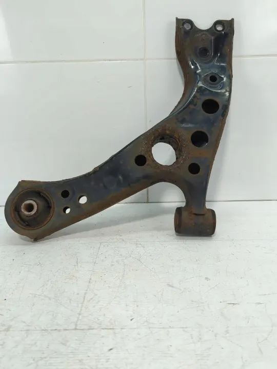 Front Right Control Arm Lexus UX 48068-76010 image 2