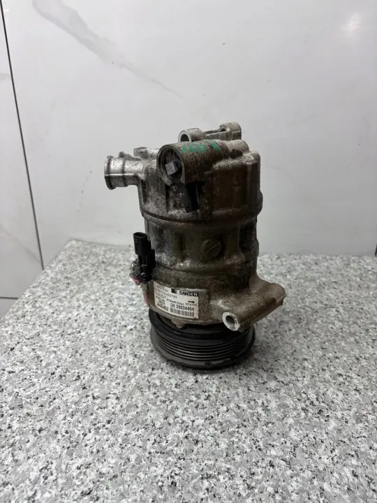 AC Compressor Opel Astra K 2015-2019 39034464 1.6 CDTI image 5