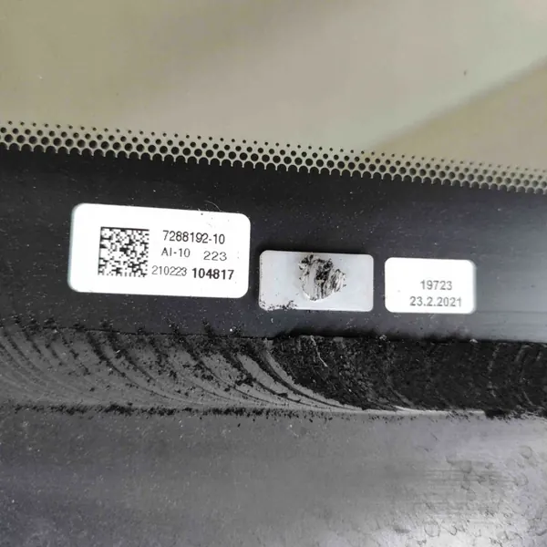Ventana Trasera Derecha Usada OEM 7288192 BMW i3 image 3